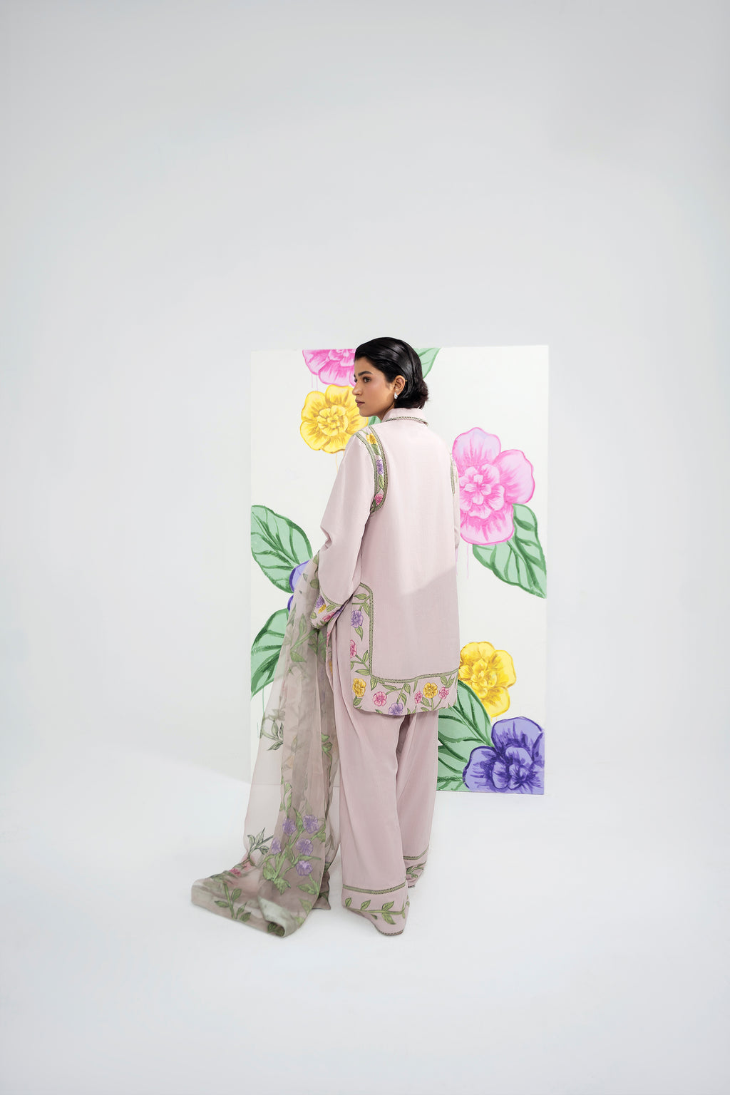 VERSE 3 - CANVAS OF HER