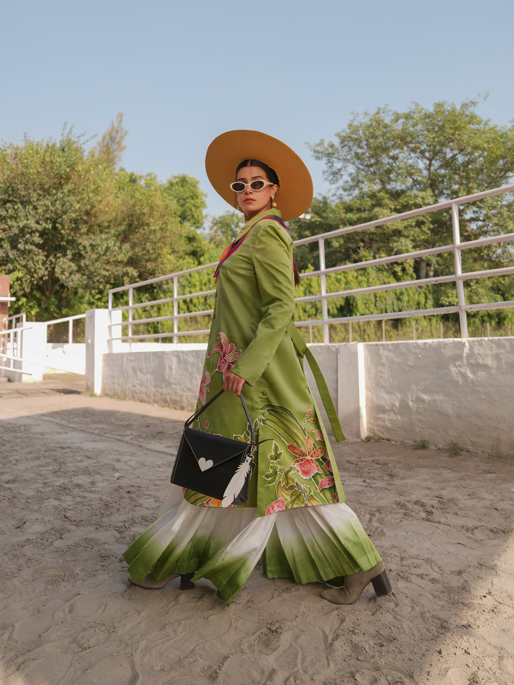 VERSE 1 - PHULAAN DA BAAG (GARDEN OF FLOWERS)