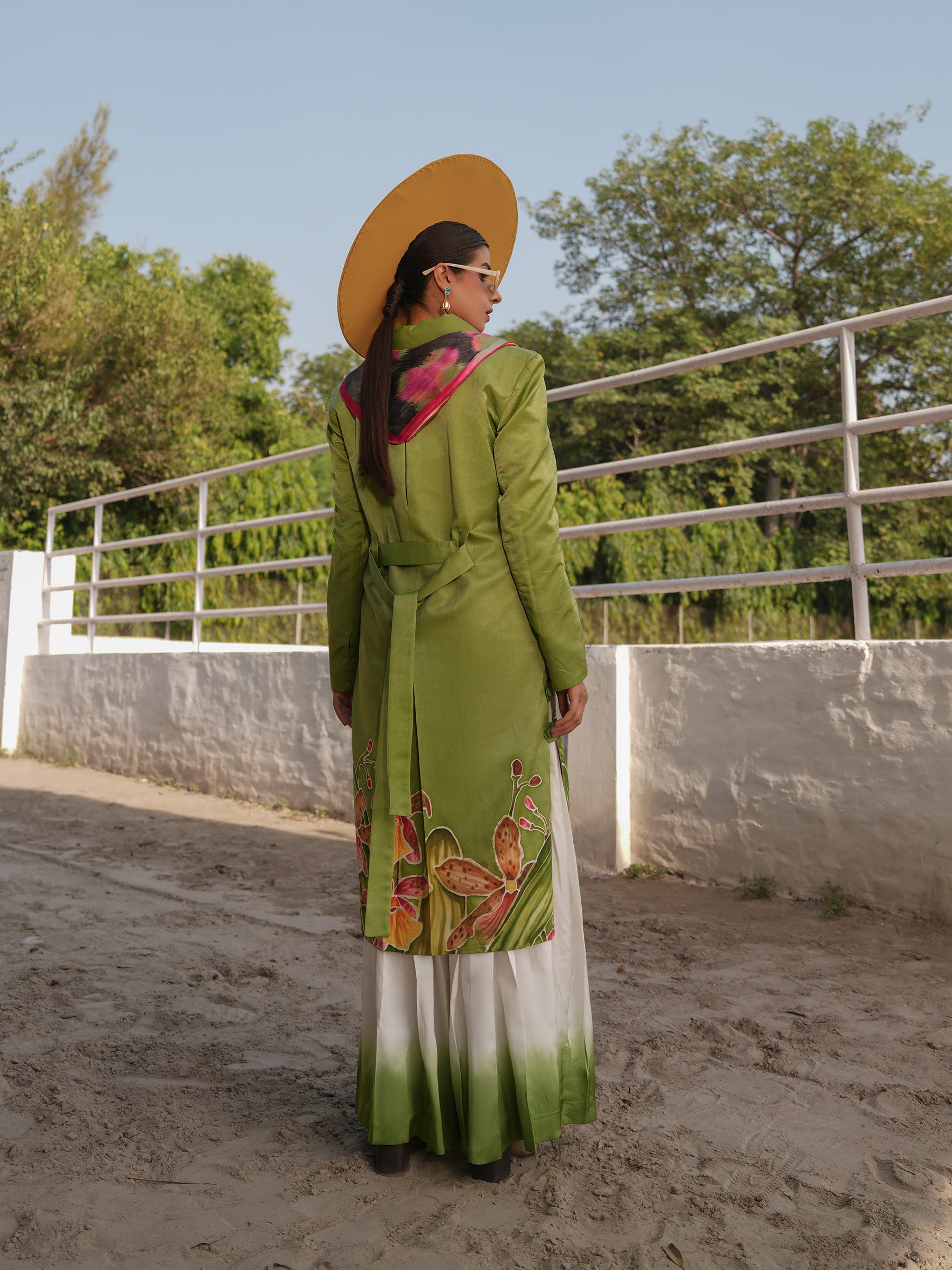 VERSE 1 - PHULAAN DA BAAG (GARDEN OF FLOWERS)