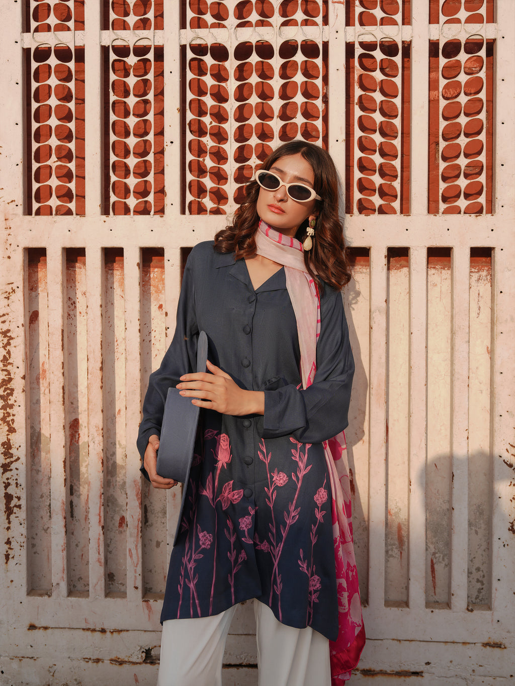 VERSE 2 - GHULABI PHUL (PINK FLOWER)