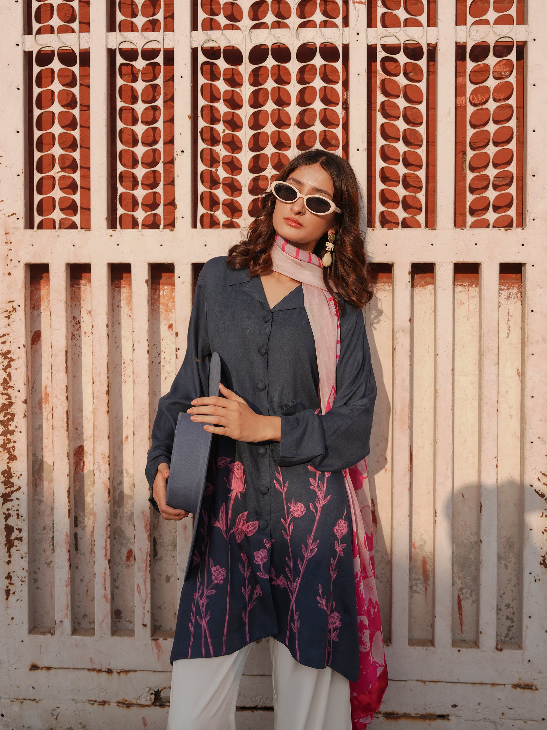 VERSE 2 - GHULABI PHUL (PINK FLOWER)